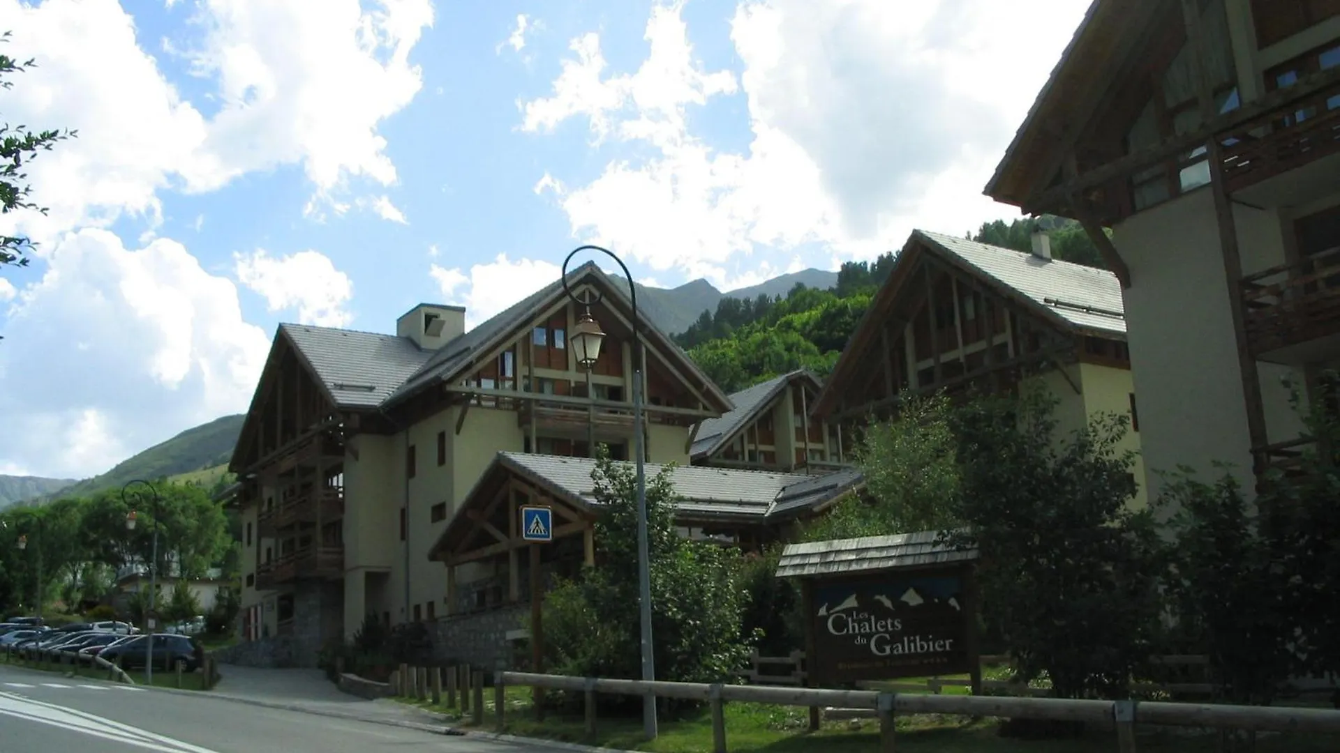 Charmant 2 Pieces Pour 4 Pers Avec Piscine A 50M Des Pistes, Valloire - Fr-1-263-478 0*,